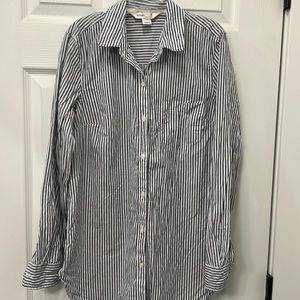 Old navy button down blouse